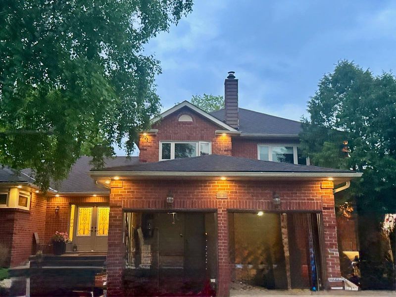 Exterior architectural landscape lighting