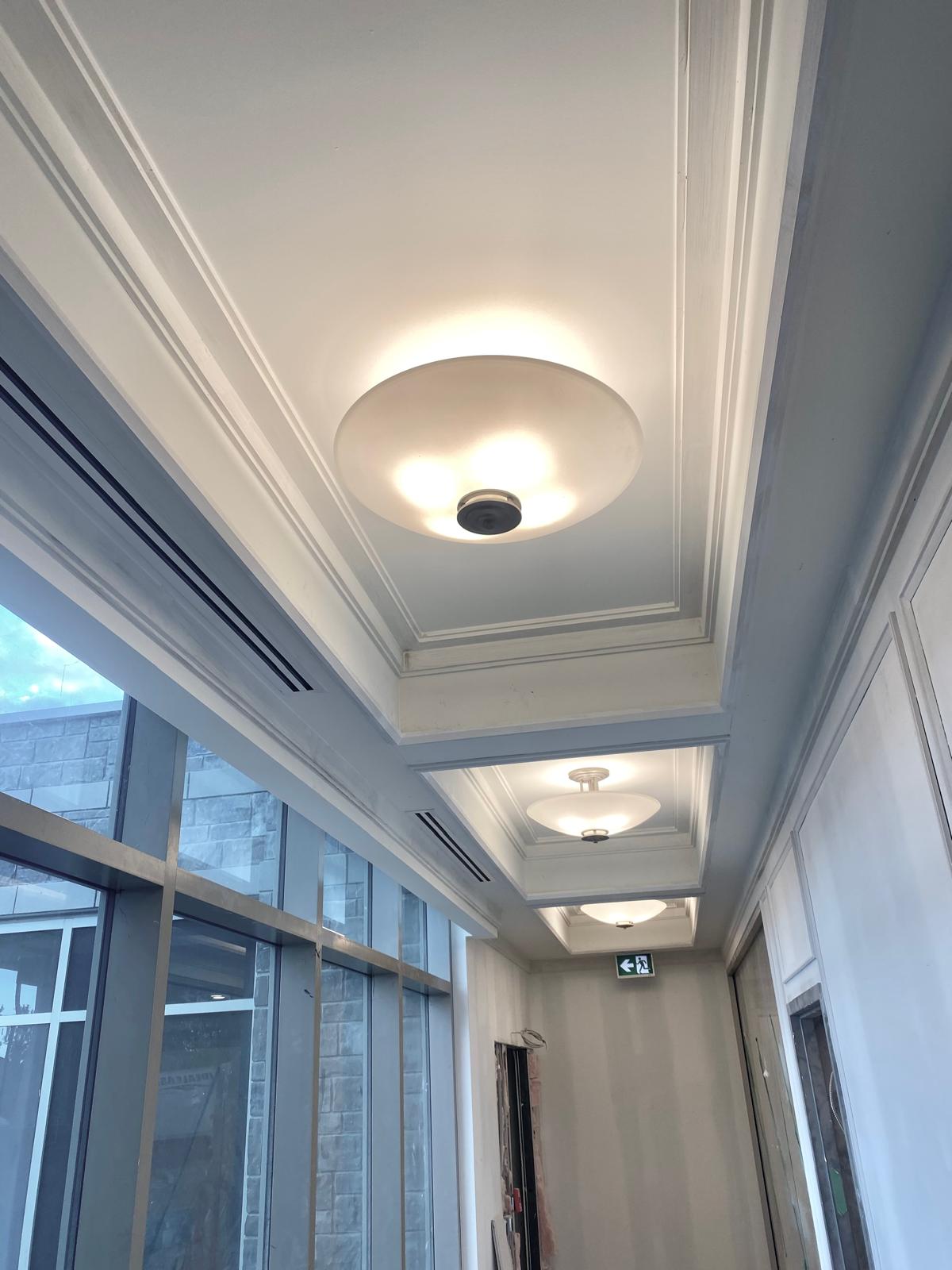 Elegant interior lighting installation